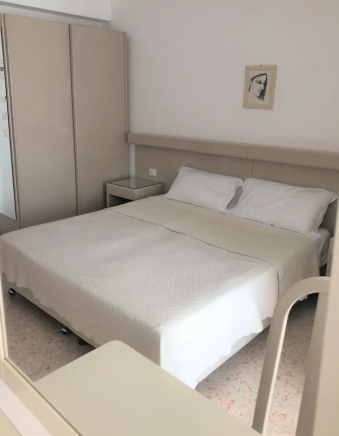 Hotel Pineta Sottomarina 3*,  Italia